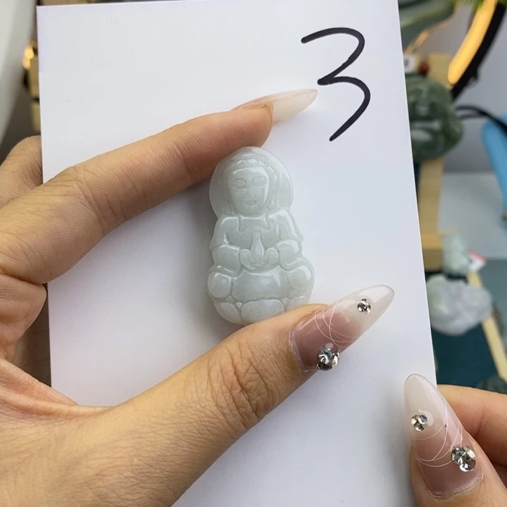 翡翠颈饰未镶嵌观音