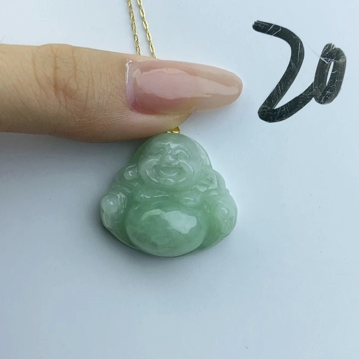 翡翠颈饰未镶嵌佛公