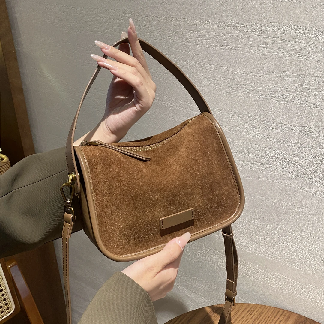 软皮斜挎包复古小众大容量女士包包洋气托特包5551小