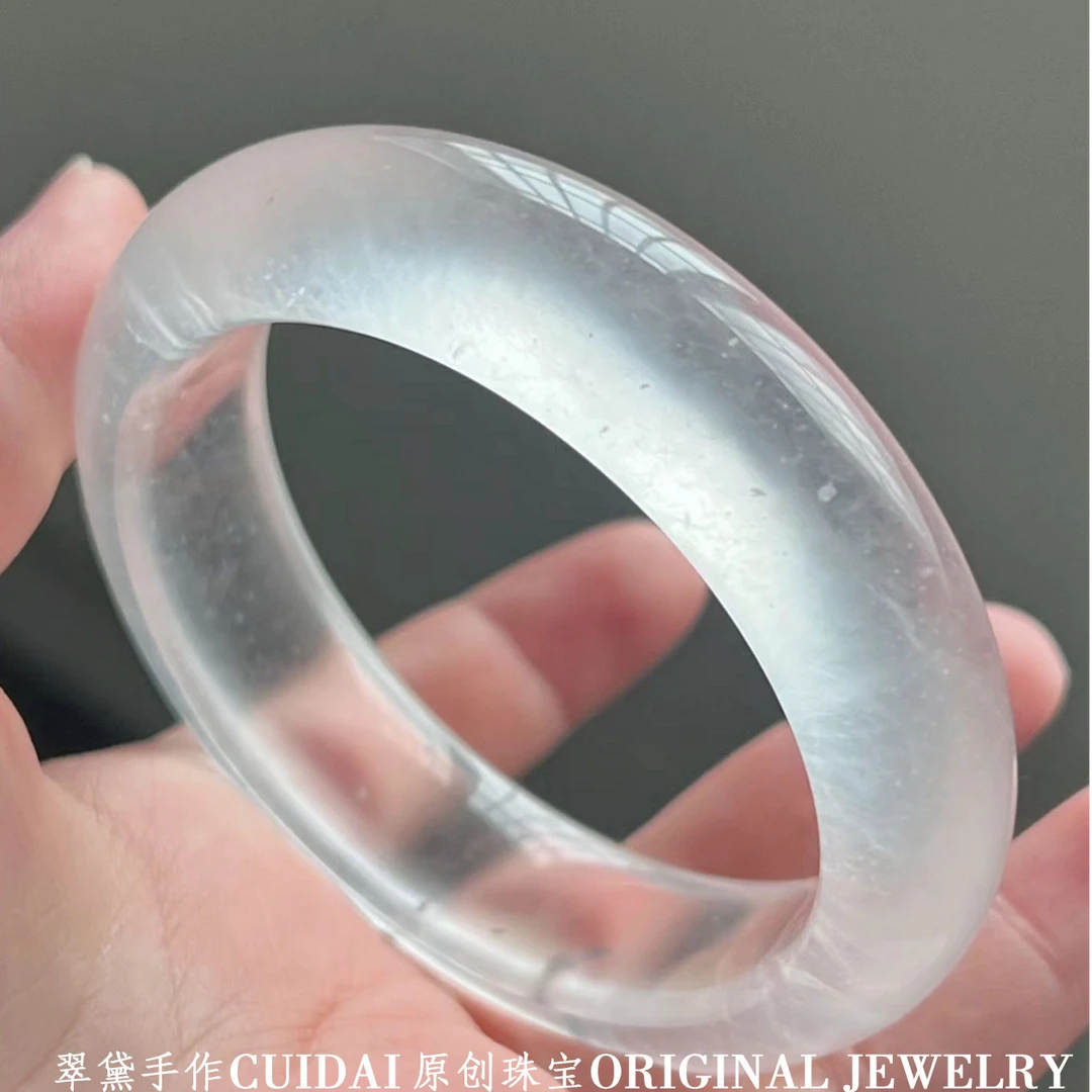 高品冰透玛瑙白月光手镯天然玉髓爆款白冰玉镯送女友多样性发一
