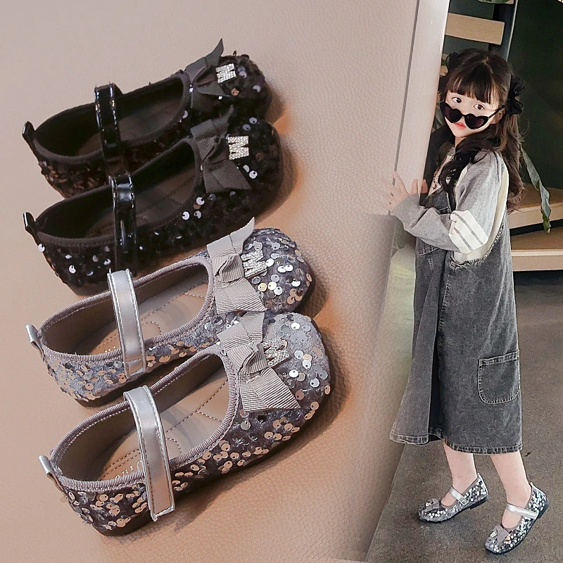 2024新款儿童皮鞋亮片闪闪女童鞋软底舒适浅口鞋演出公主鞋宝宝鞋