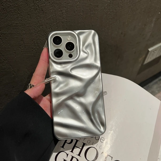ins小众高级感立体不规则水波纹纯色电镀软硅胶手机壳适用苹果16