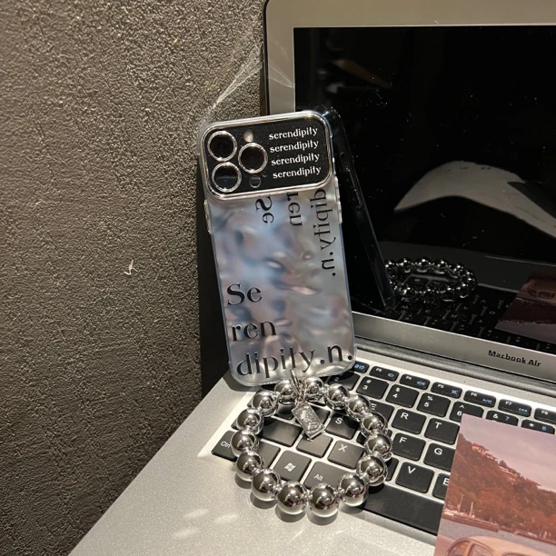 【苹果系列】ins小众简约个性英文字母电镀水波纹全包壳iPhone15
