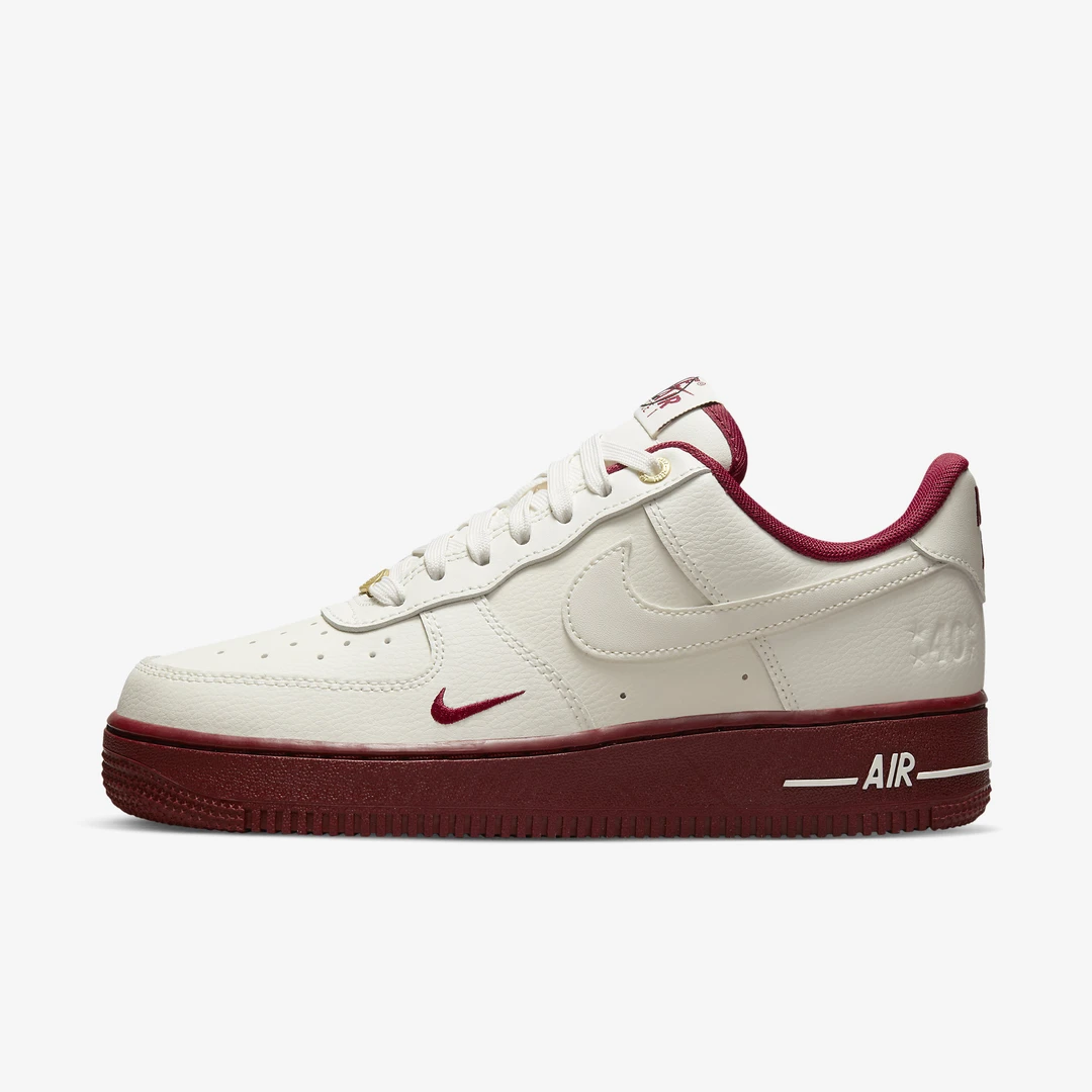 Nike Air Force 1 '07 SE 板鞋 女款 米白红 40周年 DQ7582-100
