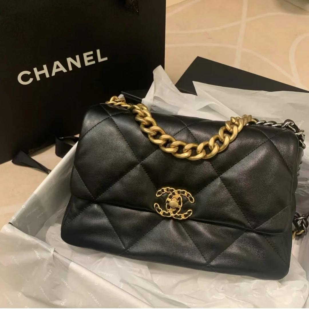99新 Chanel/香奈儿 香奈儿19Bag中号芯片 CY078