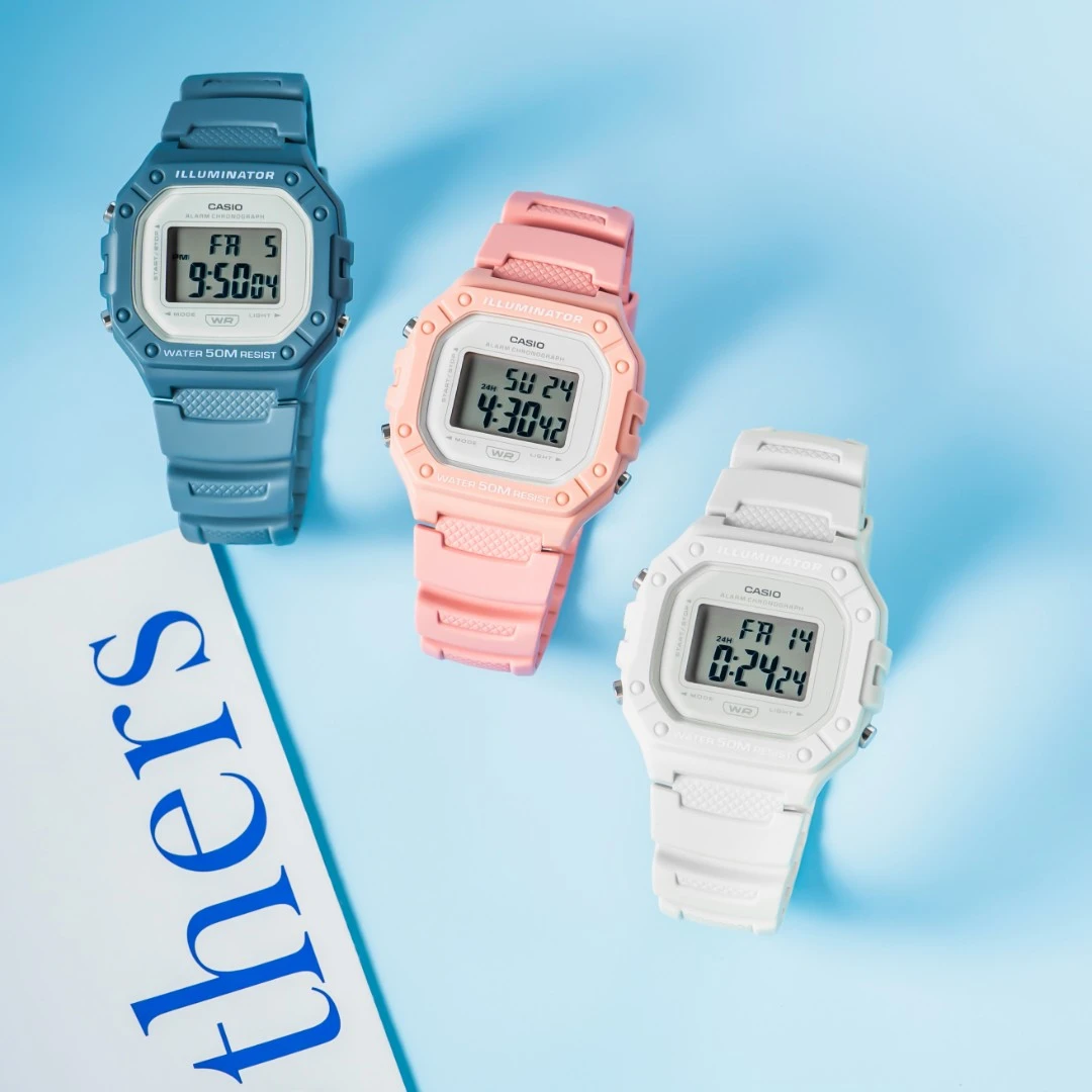 全新未使用 Casio/卡西欧 嫩色复古小方块百搭休闲防水表W-218HC