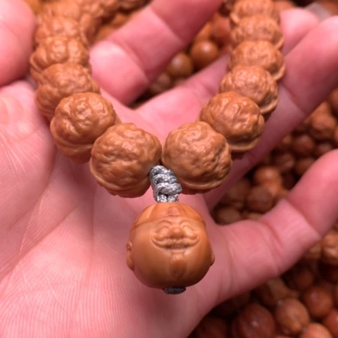 文玩核桃手串L****卢产总15