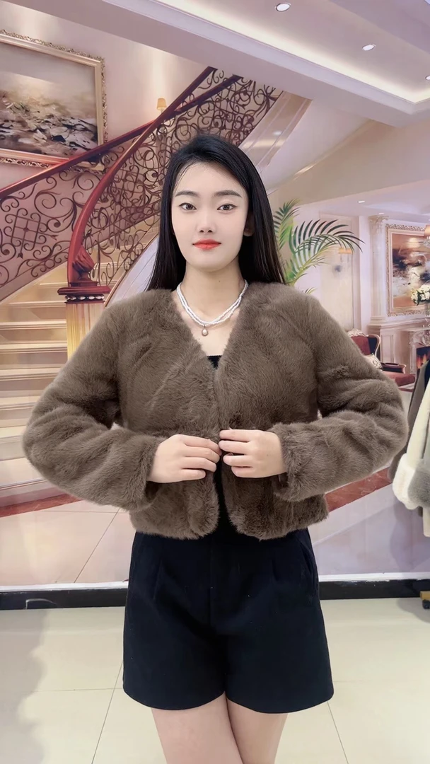 2023新品时尚设计师大牌感简约风短外套秋冬女装显高修身百搭轻奢