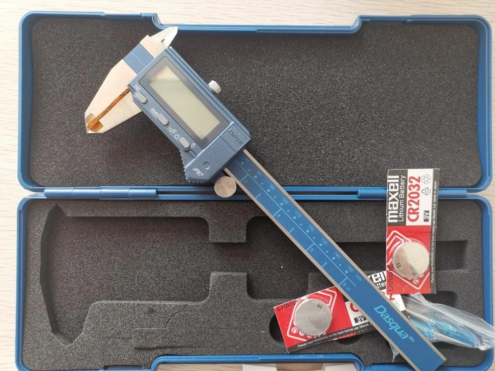 达时科IP67防水防油数显卡尺