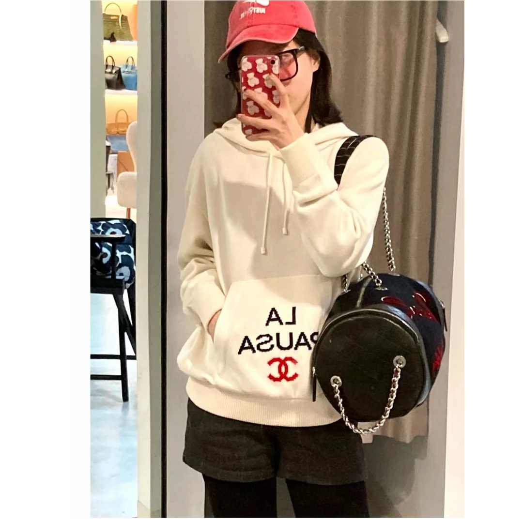 亿颗潮奢 99新 丹丹 香奈儿白色邮轮连帽卫衣38码山羊绒M222
