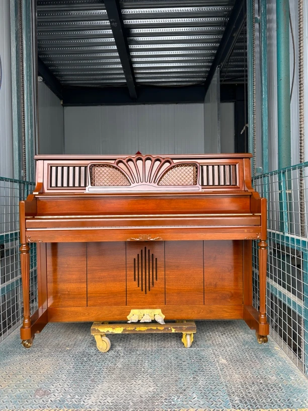 个人家用韩国进口三益钢琴SC-300SS大皇冠欧式复古