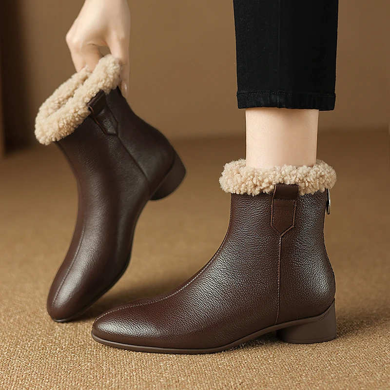 3.5cm[34-40]尖头粗跟加厚绒中跟短靴女冬季新款保暖后拉链马丁靴