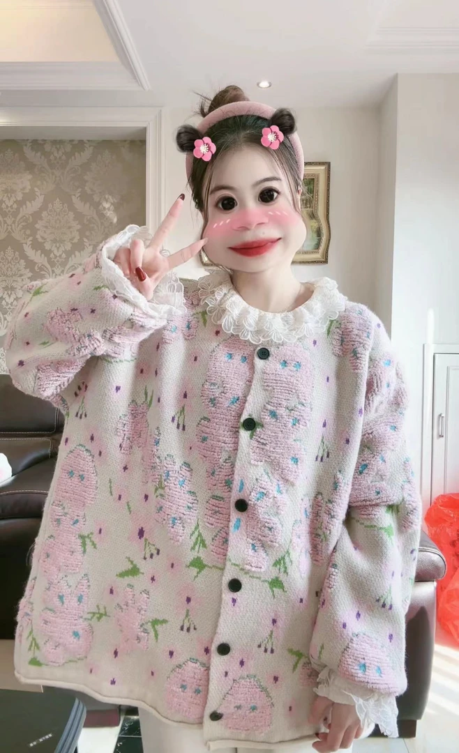 【粉色山野】甜美花朵立体花朵圆领减龄毛衣开衫外套
