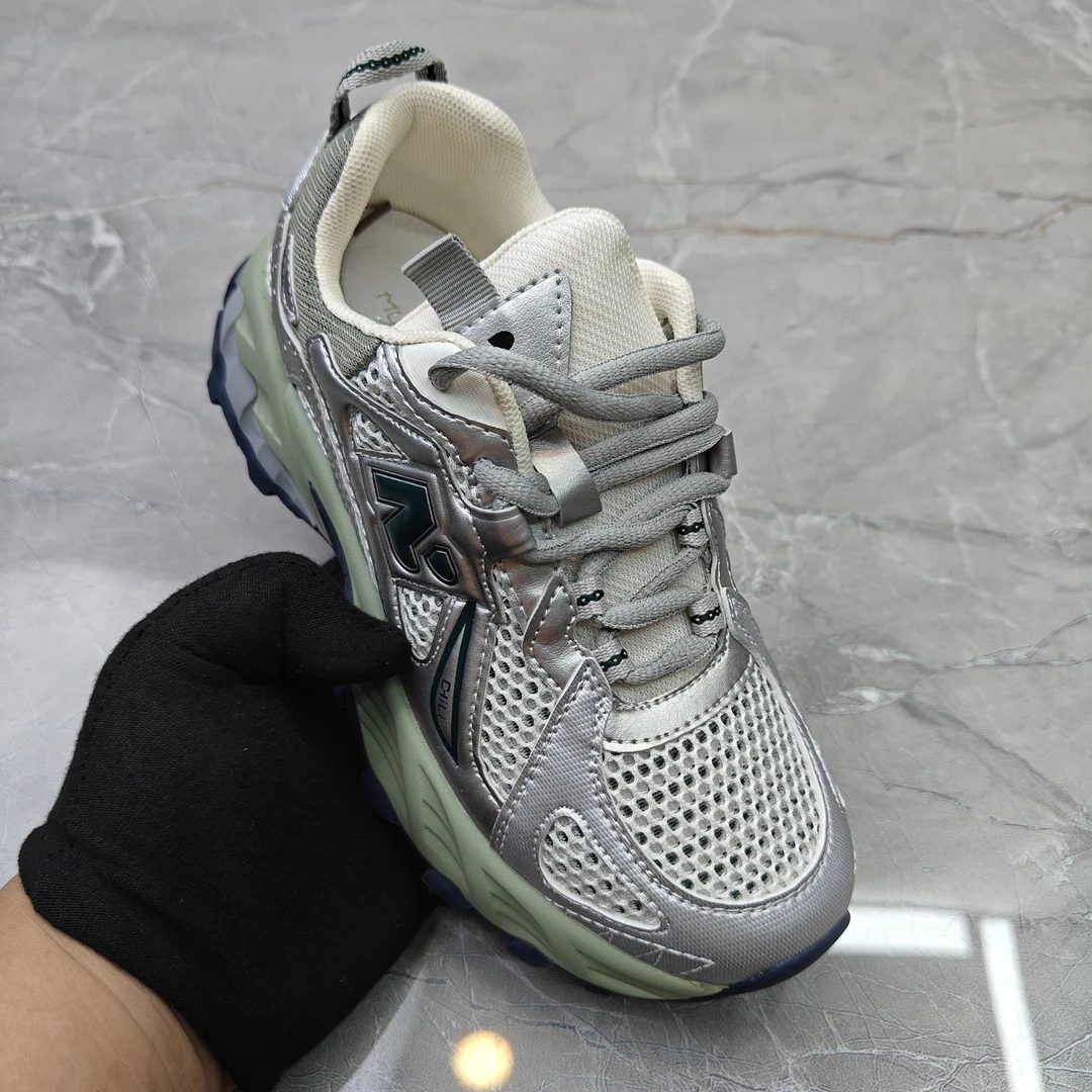 Z（孤品）35码牛皮休闲鞋女1719