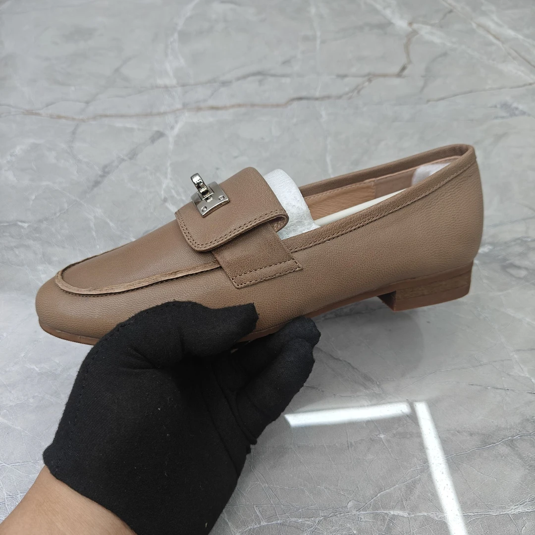 （孤品）羊皮36/38/37码粗跟单鞋女79596-10 yang