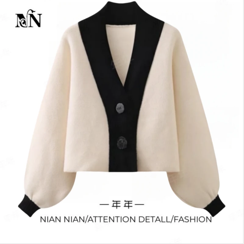 〖乌梅子酱〗年年2024年秋季新款拼色V领针织开衫简约宽松短款外套