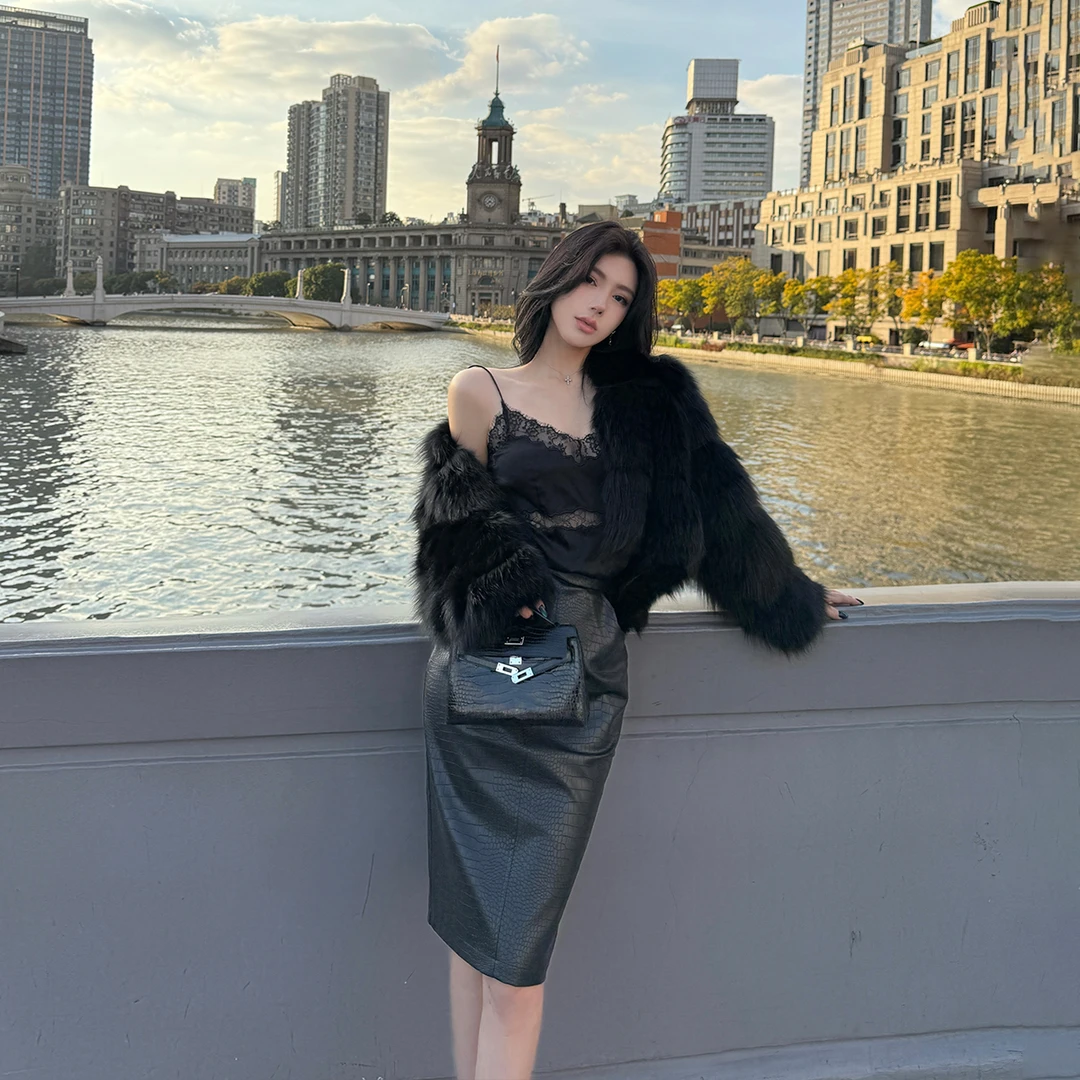 SX善喜黑色蕾丝吊带上衣+鳄鱼纹高腰包臀裙性感御姐风套装