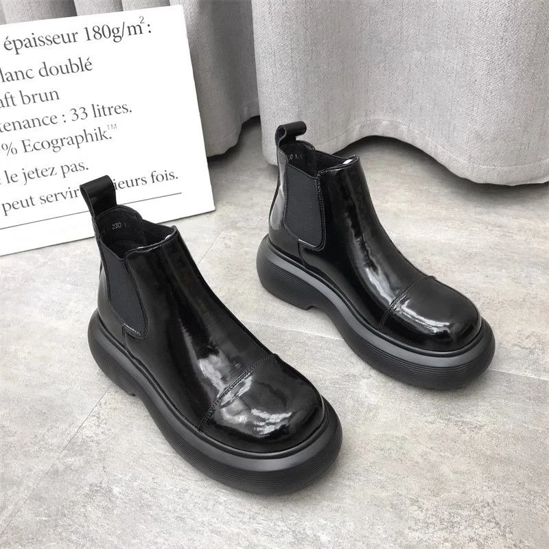 品牌撤柜处理真皮女靴2025年秋冬款牛漆皮圆头高跟松糕底切尔西靴