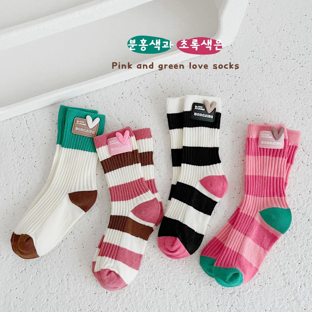 女童袜子春秋季双针中筒袜儿童韩版多巴胺彩色条纹爱心秋冬棉袜