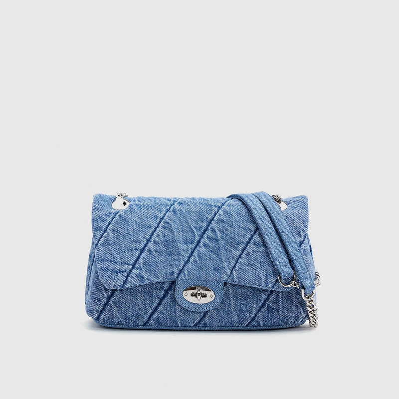 URBAN REVIVO2024春季新款女士丹宁绗缝单肩斜挎包UAWB40023