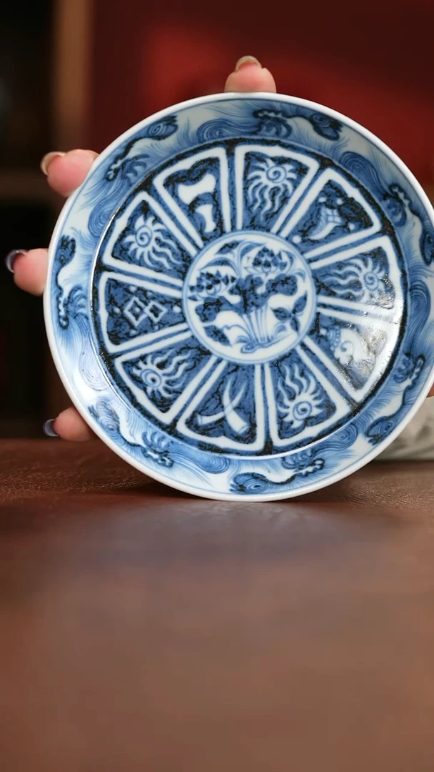 【闪购商品】元青花杂宝纹小壶承