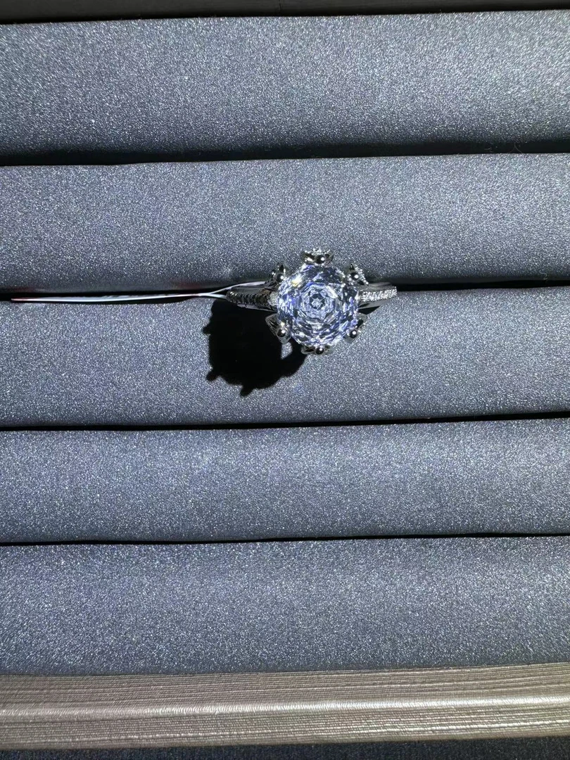 戒指 戒指【博茨瓦纳之恋】卡家花苞2ct
