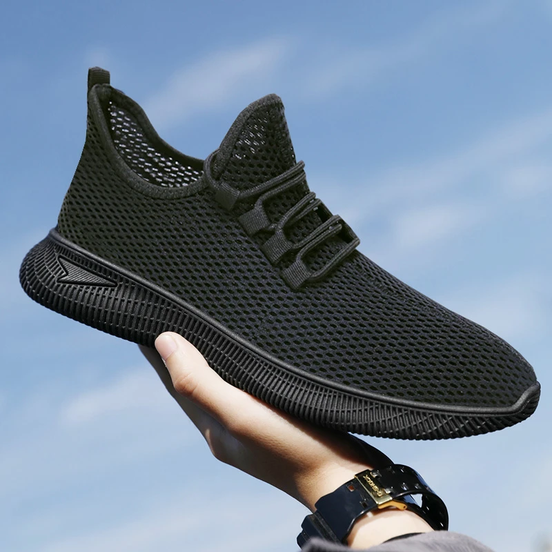 夏季时尚潮流舒适轻便男鞋防滑耐磨软底透气百搭休闲运动跑步男鞋