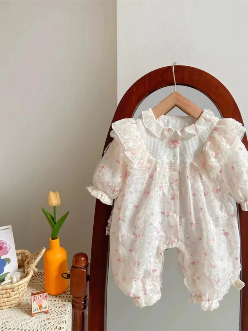 女宝宝蕾丝新生儿幼儿新款春秋公主哈衣双层碎花外出服爬爬服哈衣