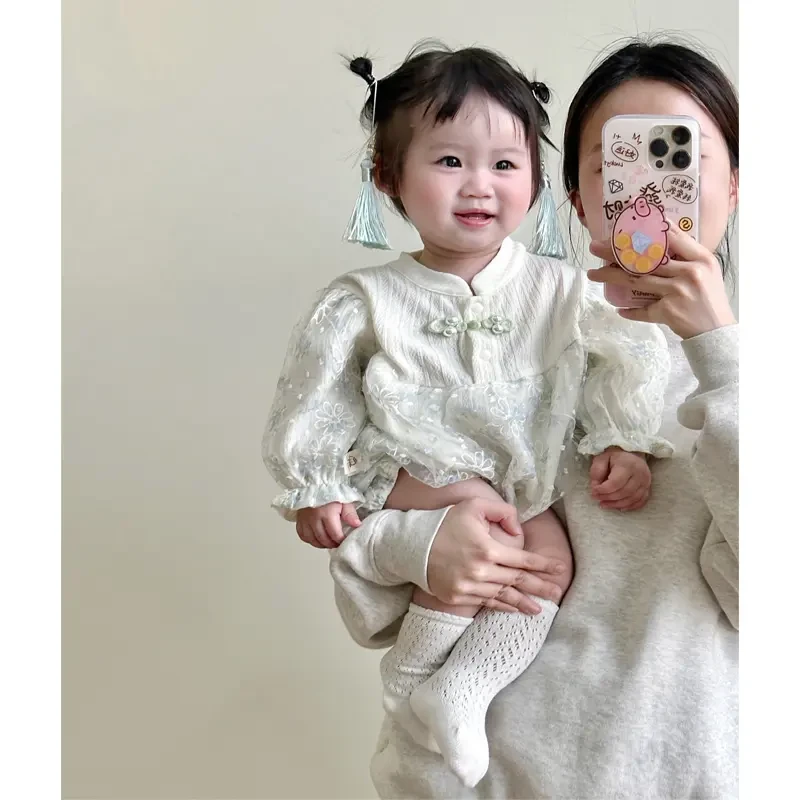 春装婴儿中国风绿色珍珠碎花长袖连体女宝包屁衣哈衣爬服外出服