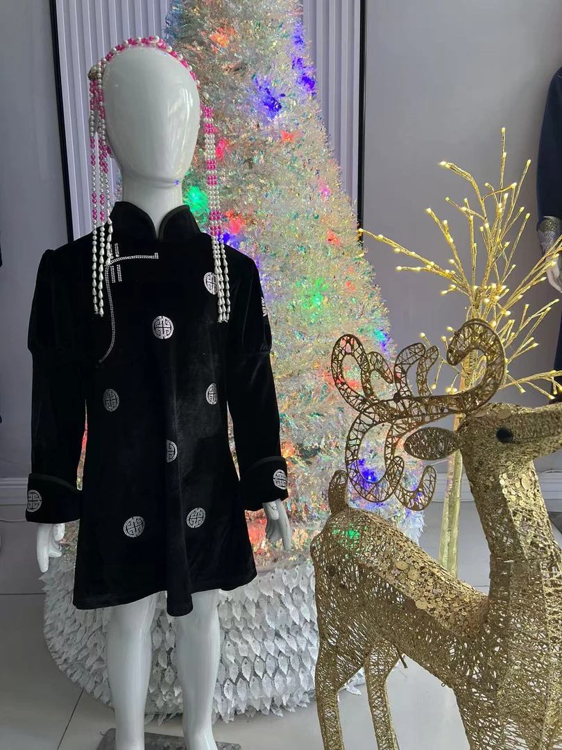 儿童款民族袍裙，