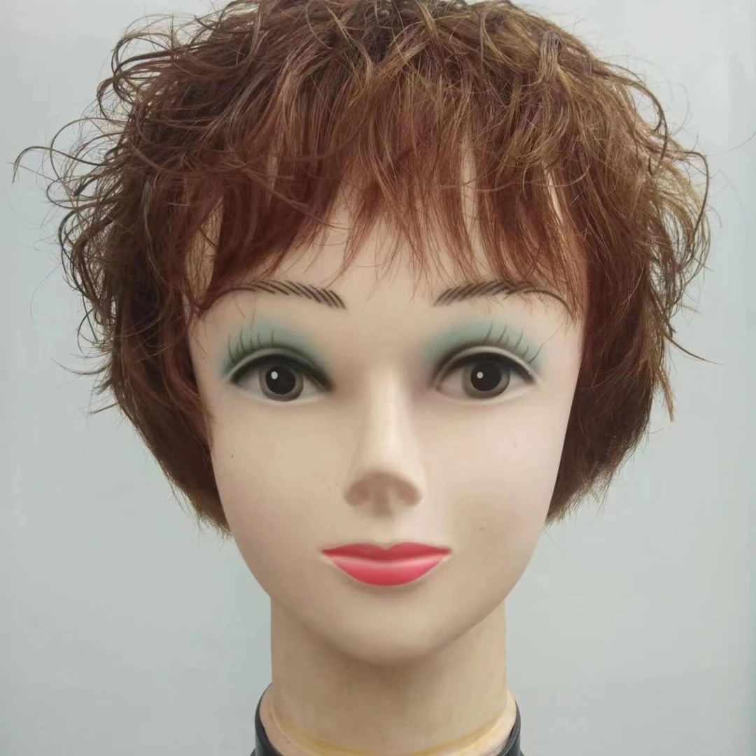 12号链接时尚短卷发