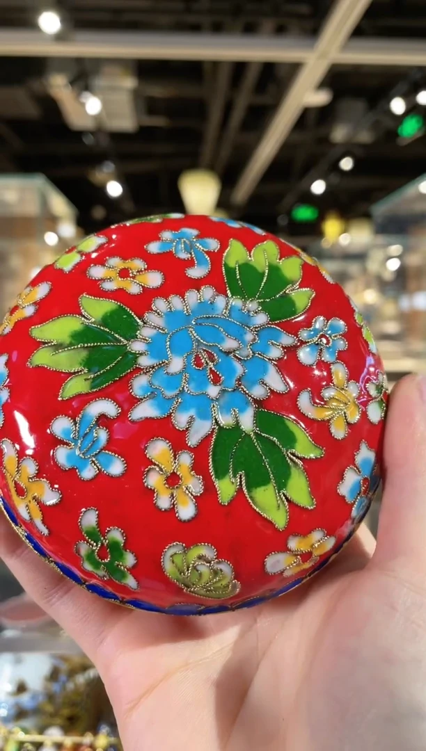 【闪购商品】景泰蓝扭丝4寸粉盒 红色