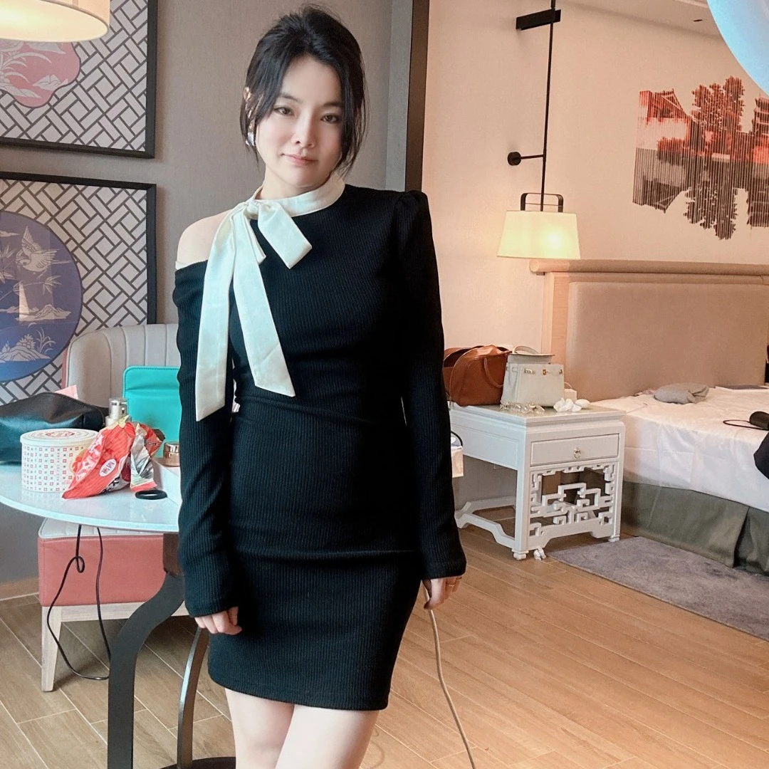 【现货清仓2045】露肩小众设计款针织连衣裙