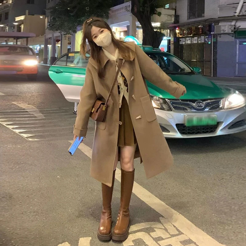 黔允女秋冬装2024赫本风高级感小个子牛角扣长款毛呢外套呢子大衣