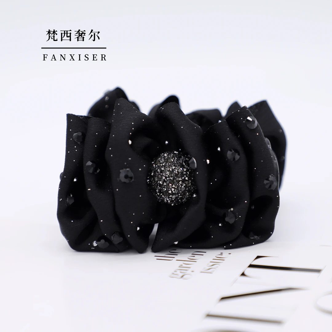 【路易斯云朵】YM5161时尚百搭丸子夹