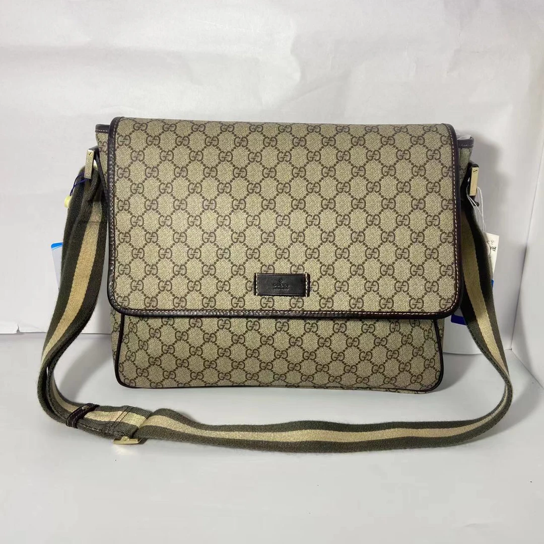 95新 GUCCI/古驰 大号翻盖邮差包/0189