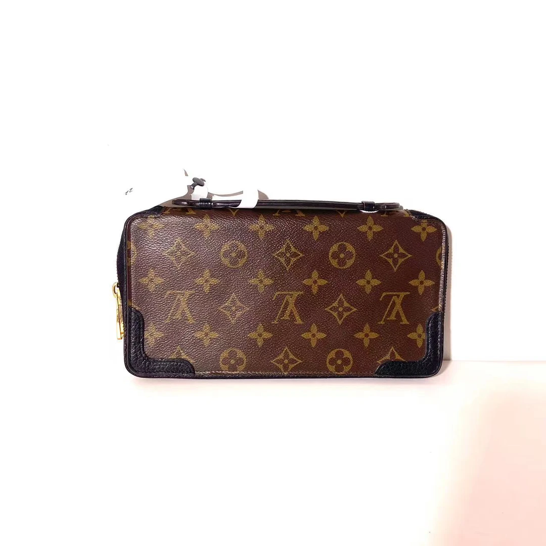 99新 LouisVuitton/路易威登 棕老花手拿包/256