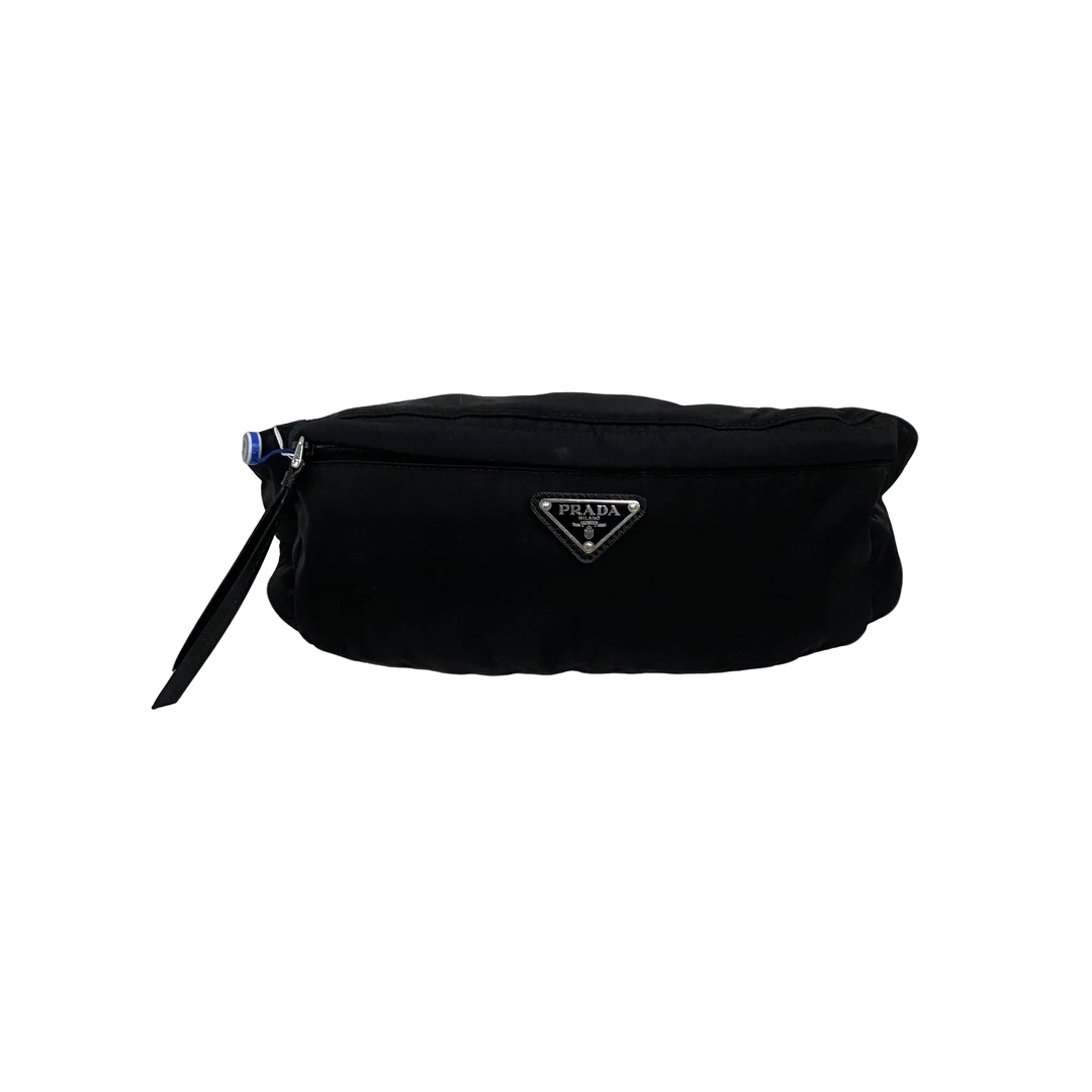 95新 Prada/普拉达 男士休闲时尚百搭尼龙黑色胸包/221