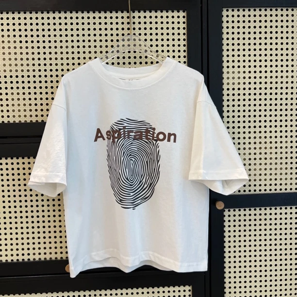 现货清 白色短袖T恤指纹印花图案儿童半截袖夏季时尚休闲上衣