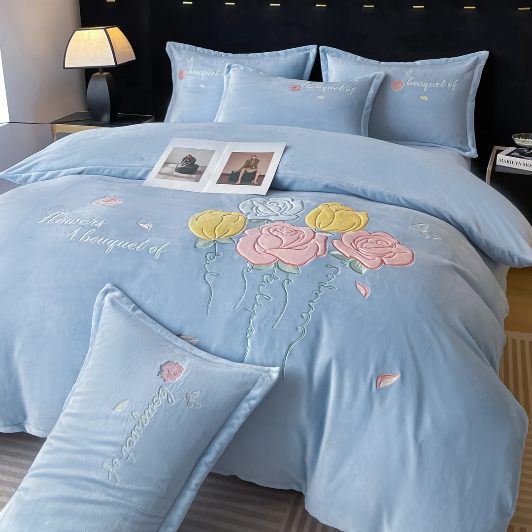 【玫瑰爱恋天蓝】牛奶绒四件套冬季贴布绣加厚双面绒保暖法兰珊瑚绒