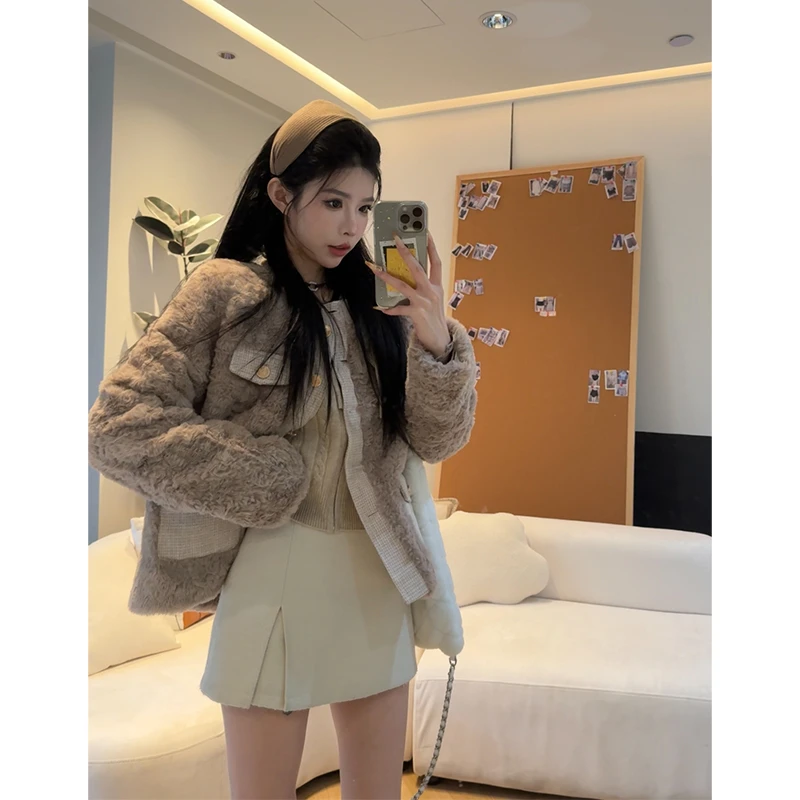 【白鸭绒】小香风羽绒服女公主风圆领轻奢加厚保暖毛绒小个子外套