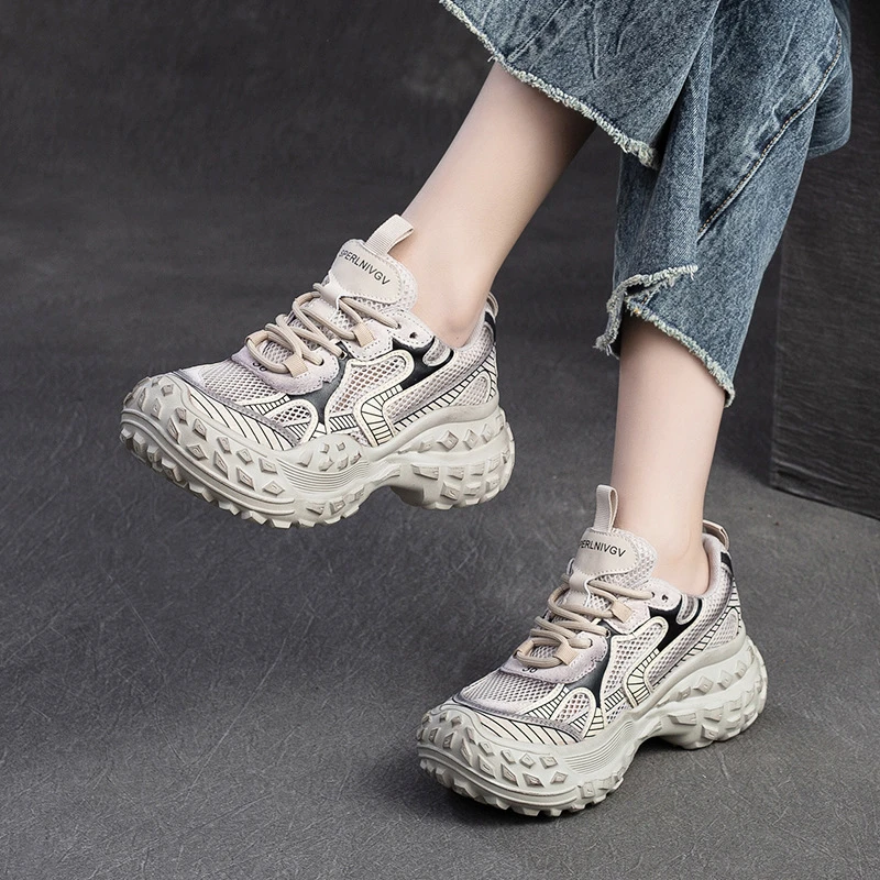 2024秋冬新款真皮榴莲底休闲透气老爹鞋韩版脏脏运动鞋时尚潮女鞋