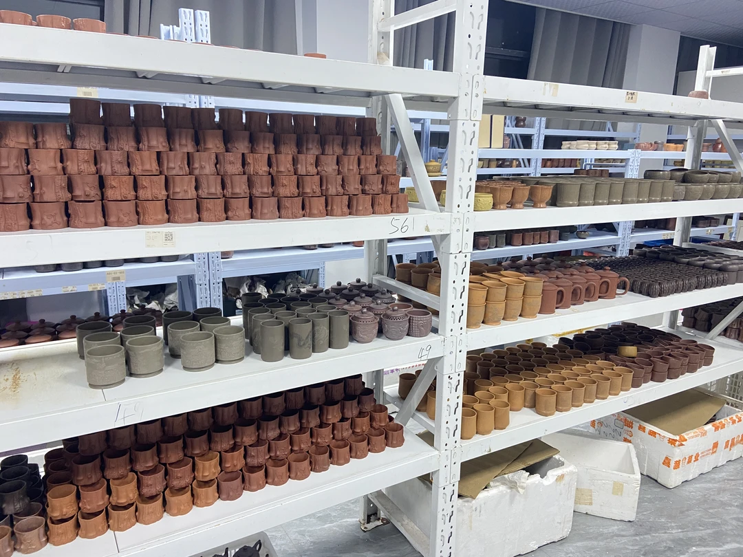 随机一只精美紫砂主人杯