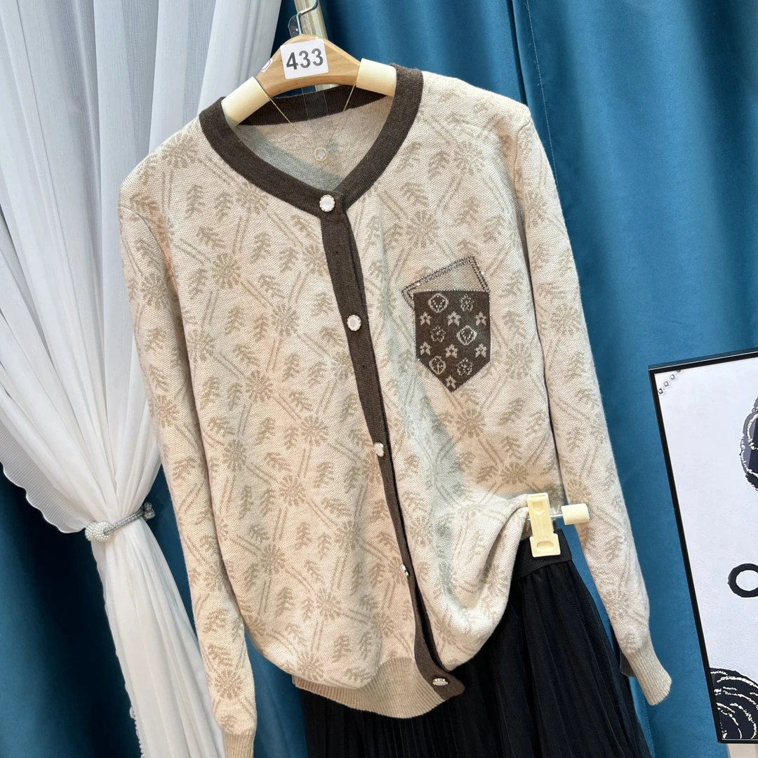 【A779】欧货新品时尚百搭显瘦大码圆领针织开衫上衣女长袖针织衫