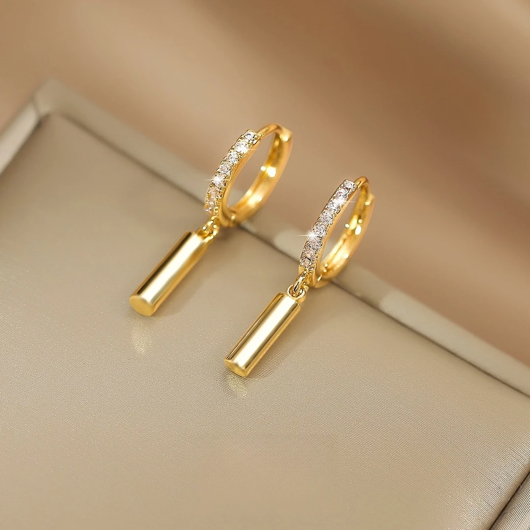 铜合金耳饰 轻奢小众设计感耳环潮致简约时尚百搭耳扣E1426