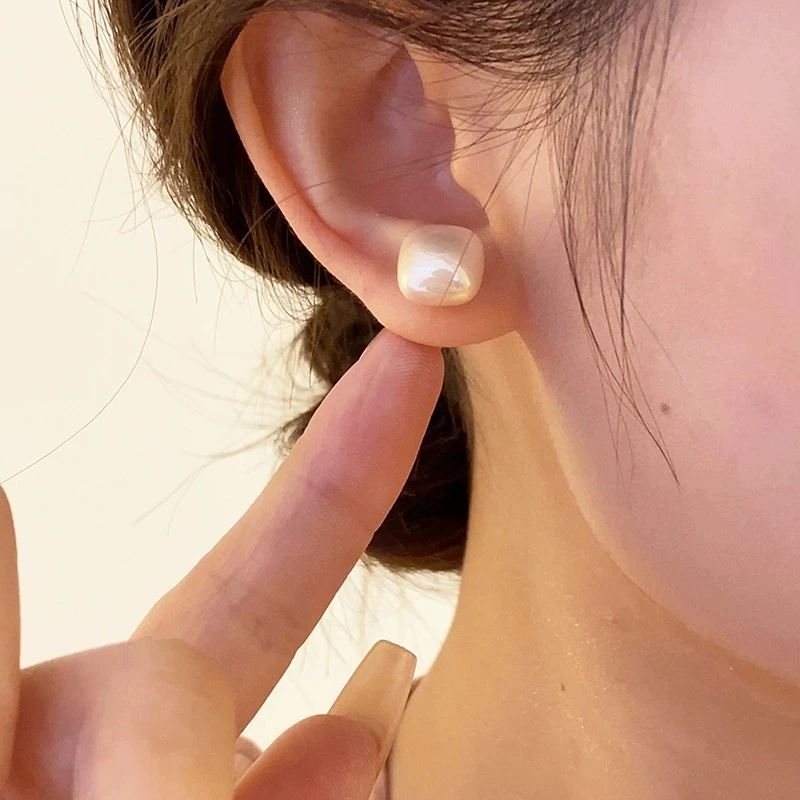 铜合金耳饰 轻奢设计方珠耳钉新款耳饰时尚耳环简约耳饰e2662