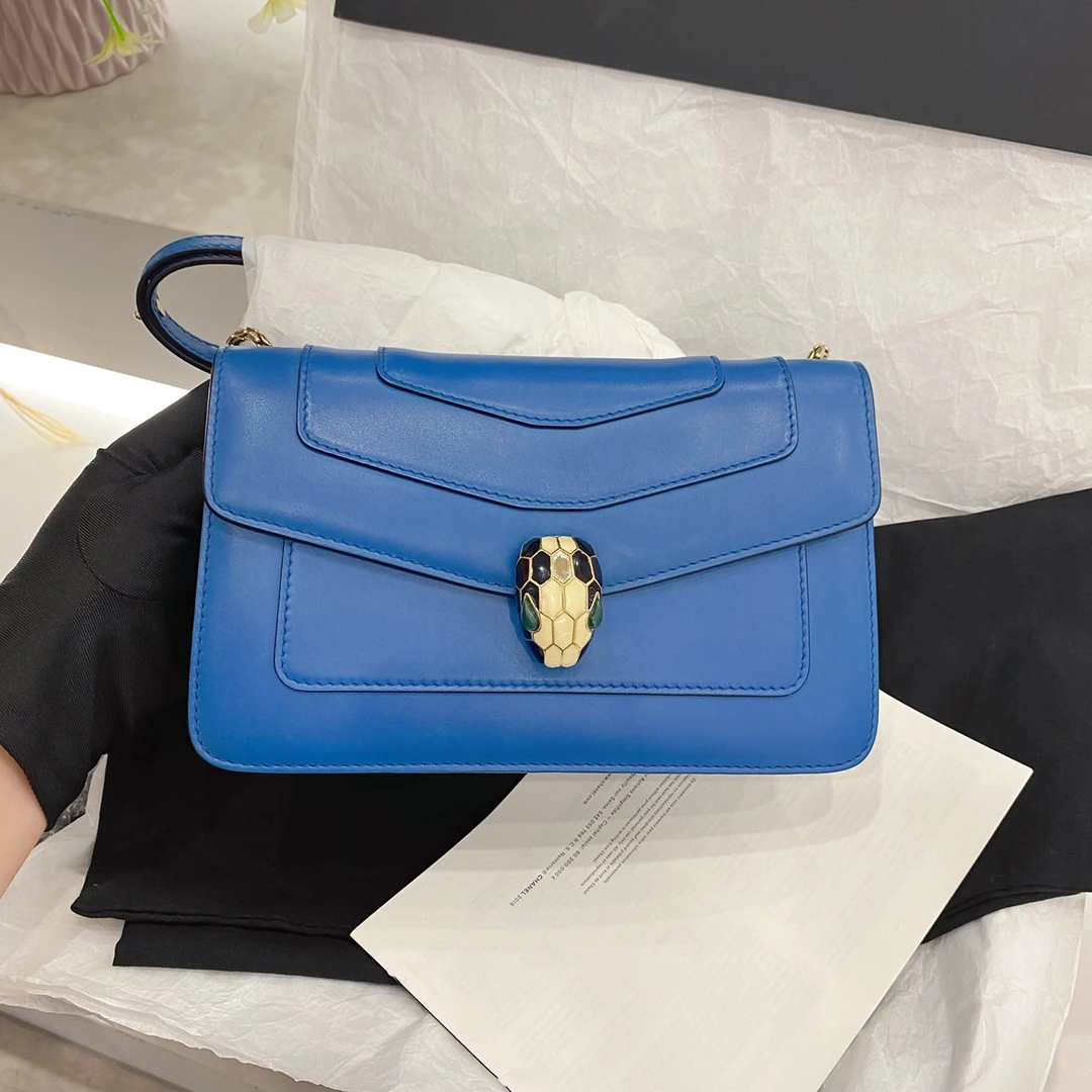 95新 BVLGARI/宝格丽 宝格丽Bvlgari蓝色蛇头包/7CK32825