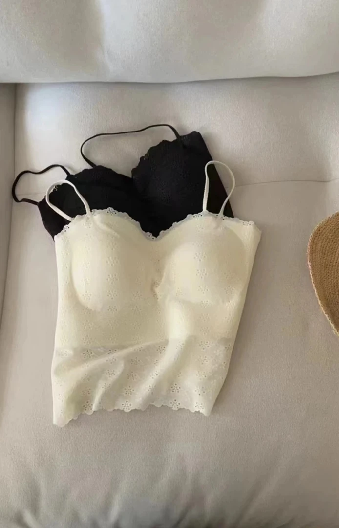 玛丽服饰温柔简约韩系百搭背心