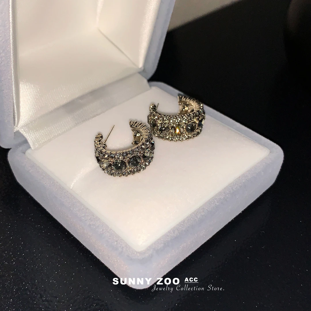 铜合金耳饰 暮光岛捷克灰微镶细闪锆石耳环韩系ins风轻奢高级感