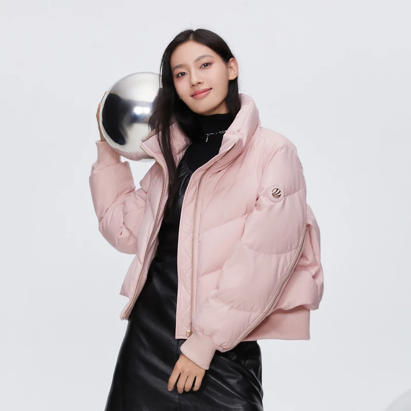 波司登2024冬季新款女短款黑金系列羽绒服B40145274